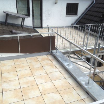 Balkonsanierung Balkon Bau Hildesheim MH Bau 16